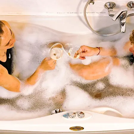 Feriehus Alp & Bike - Vevey23 *